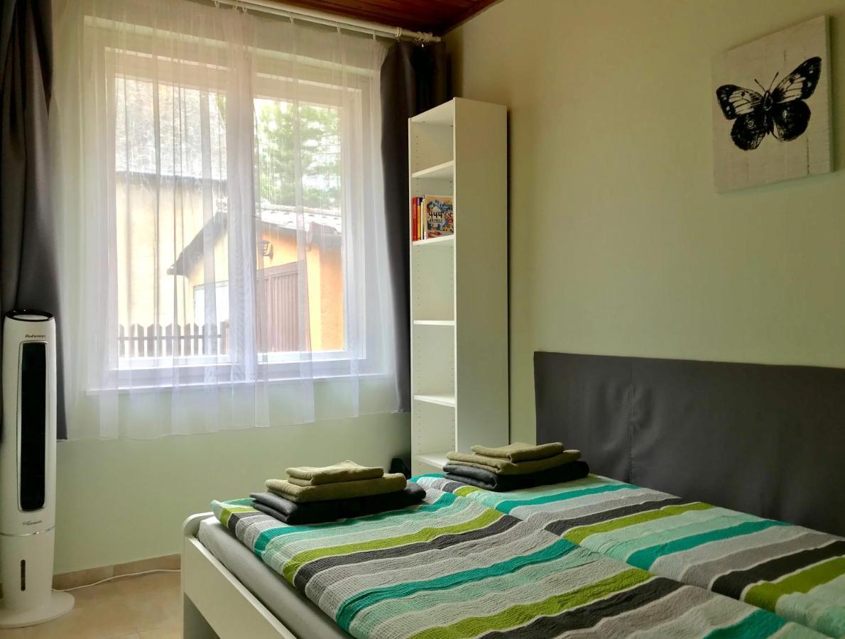 Tutijo Haziko Villa Balatonfenyves Buitenkant foto