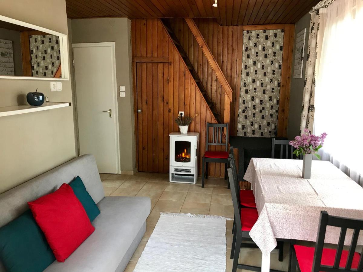 Tutijo Haziko Villa Balatonfenyves Buitenkant foto